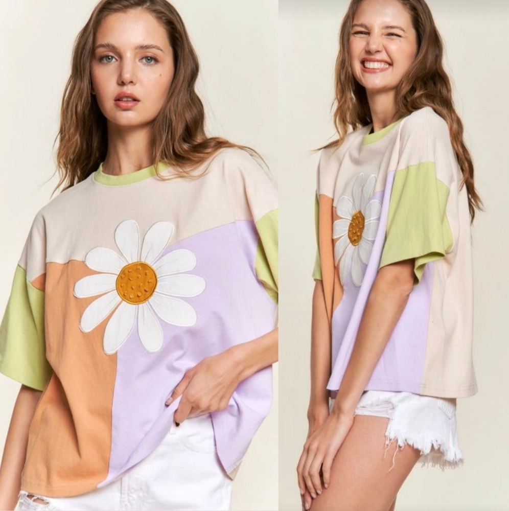 1.4.3. Story By Line Up Tops | Oversized Small Colorblock Tee